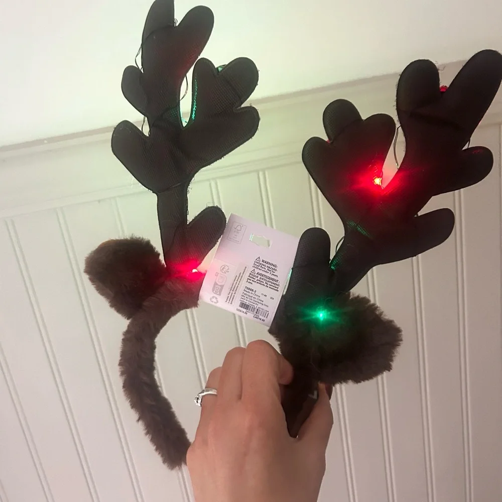 ⭐️ NEW Light-Up Reindeer Fuzzy Antler Christmas Headband Claires